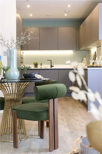 2 bedroom flat, Eddington Avenue, Cambridge CB3 - Available