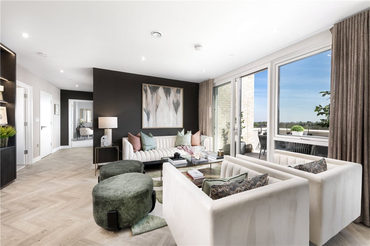 3 bedroom flat, Eddington Avenue, Eddington CB3 - Available