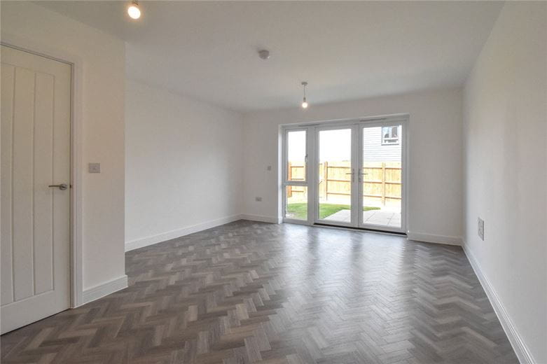 2 bedroom house, Brigettine Square, CB1 - Available