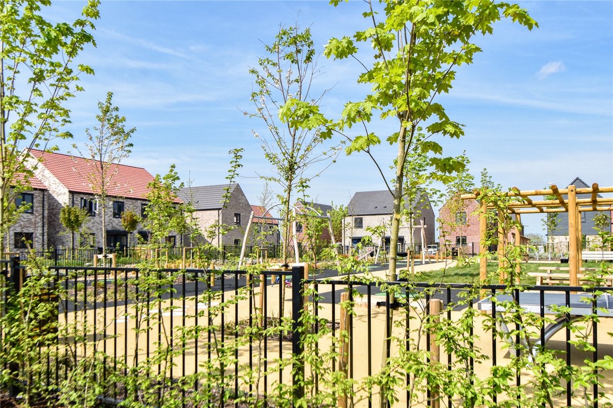 2 bedroom house, Saffron Way, Cherry Hinton CB1 - Available