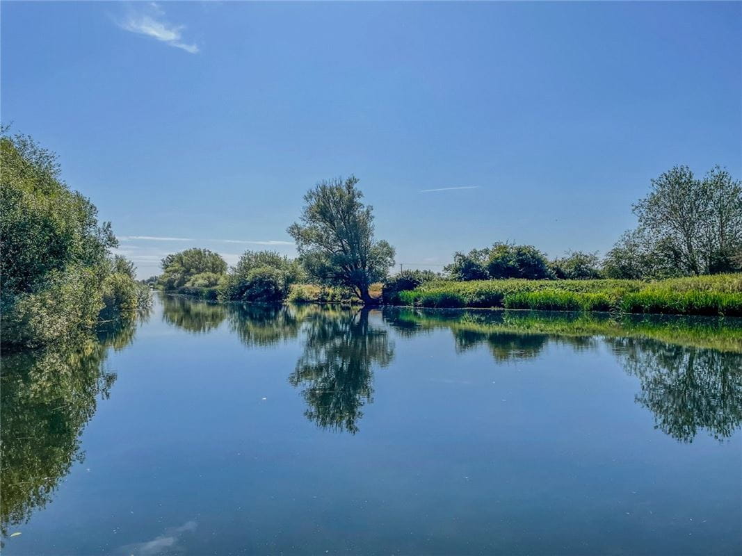 2.5 acres Land, Conger Lane, Holywell PE27 - Available