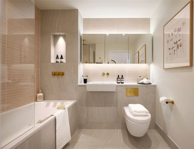 3 bedroom flat, Grand Union, Beresford Avenue HA0 - Available