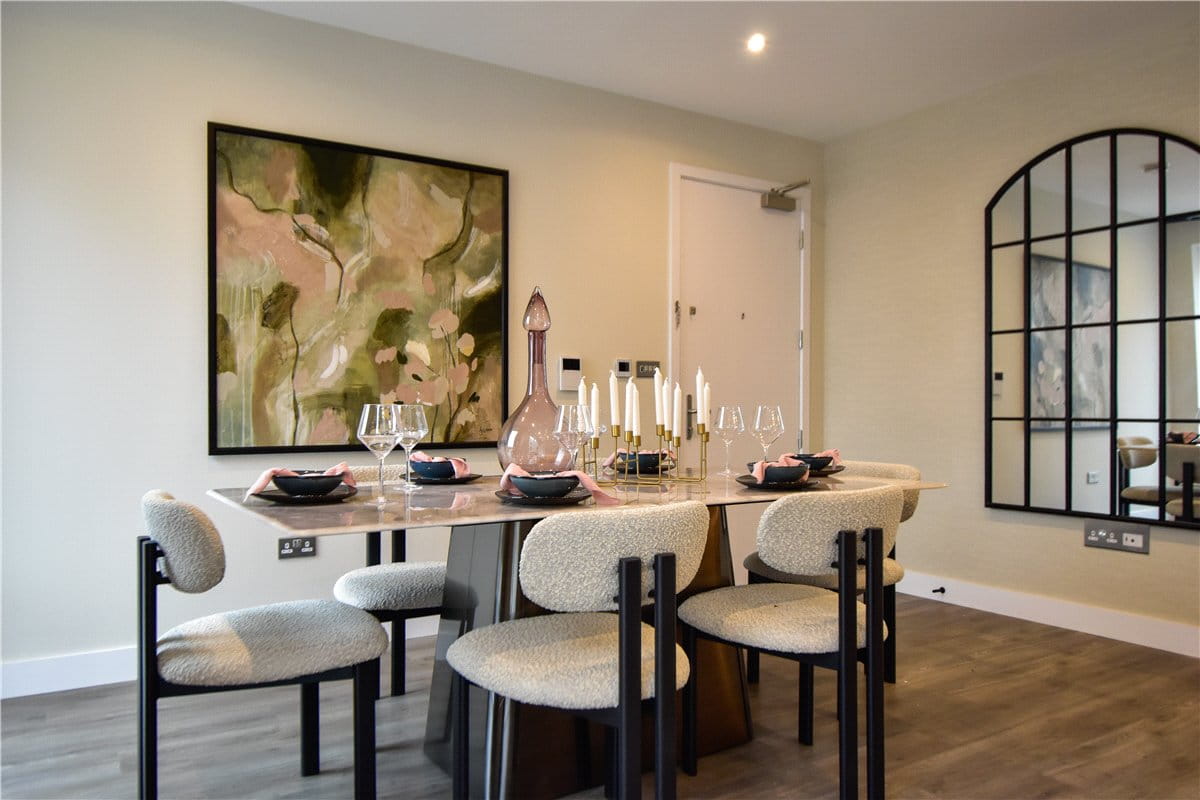 2 bedroom flat, Knights Park, Eddington CB3 - Available