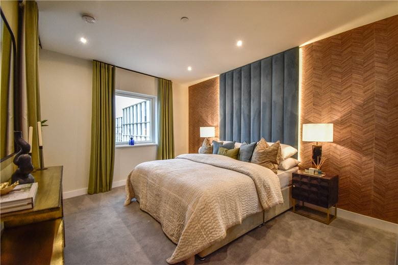 2 bedroom flat, Knights Park, Eddington CB3 - Available