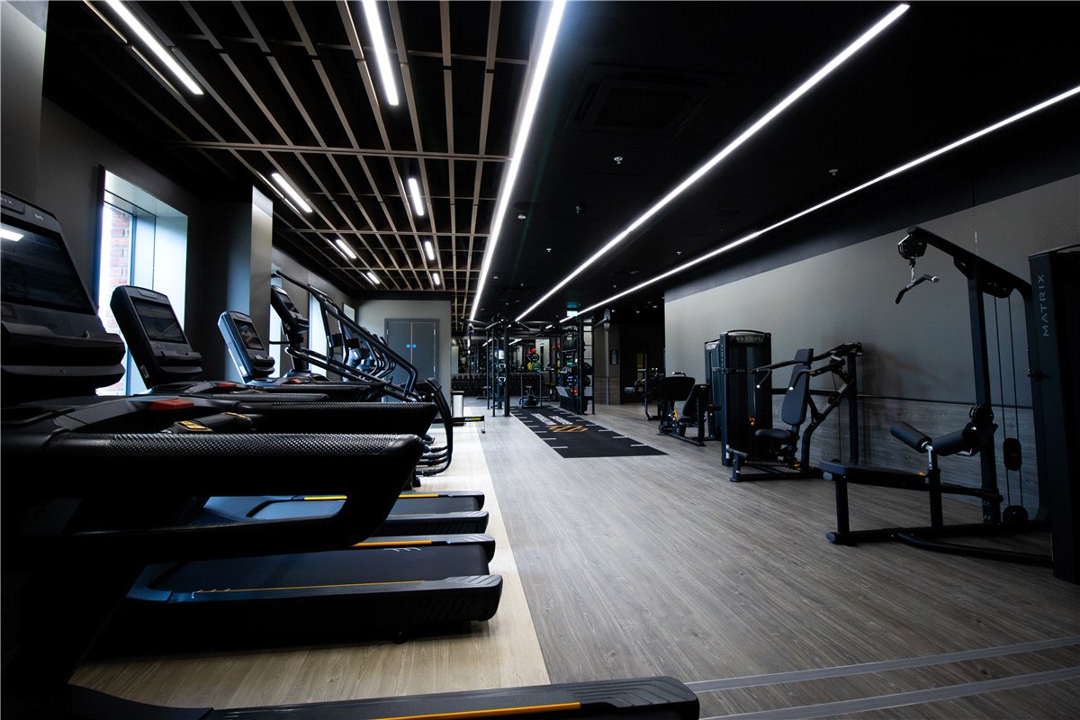 3 bedroom flat, Dutton Street, Manchester M3 - Available