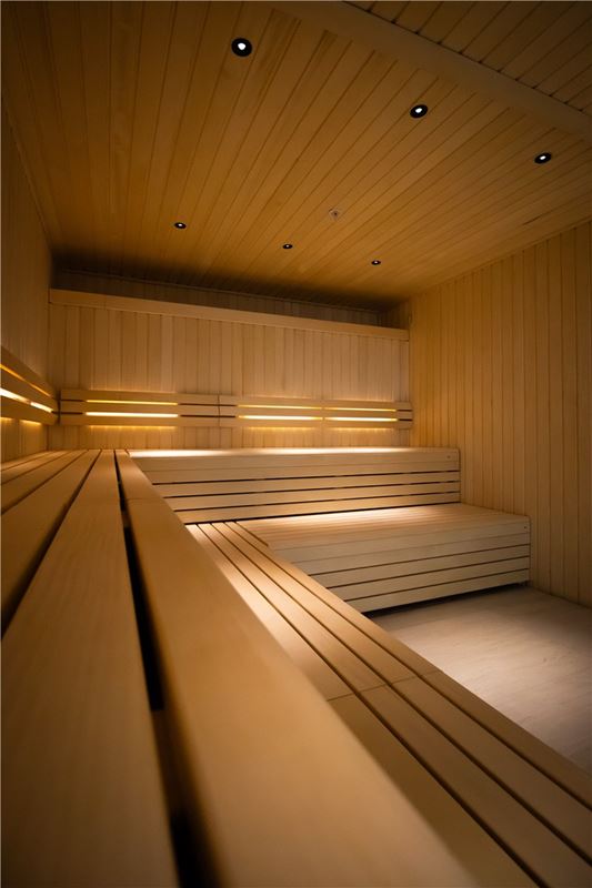 3 bedroom flat, Dutton Street, Manchester M3 - Available