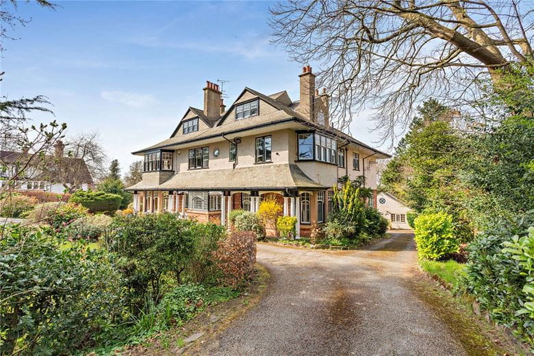  bedroom flat, Kent Road, Harrogate HG1 - Available