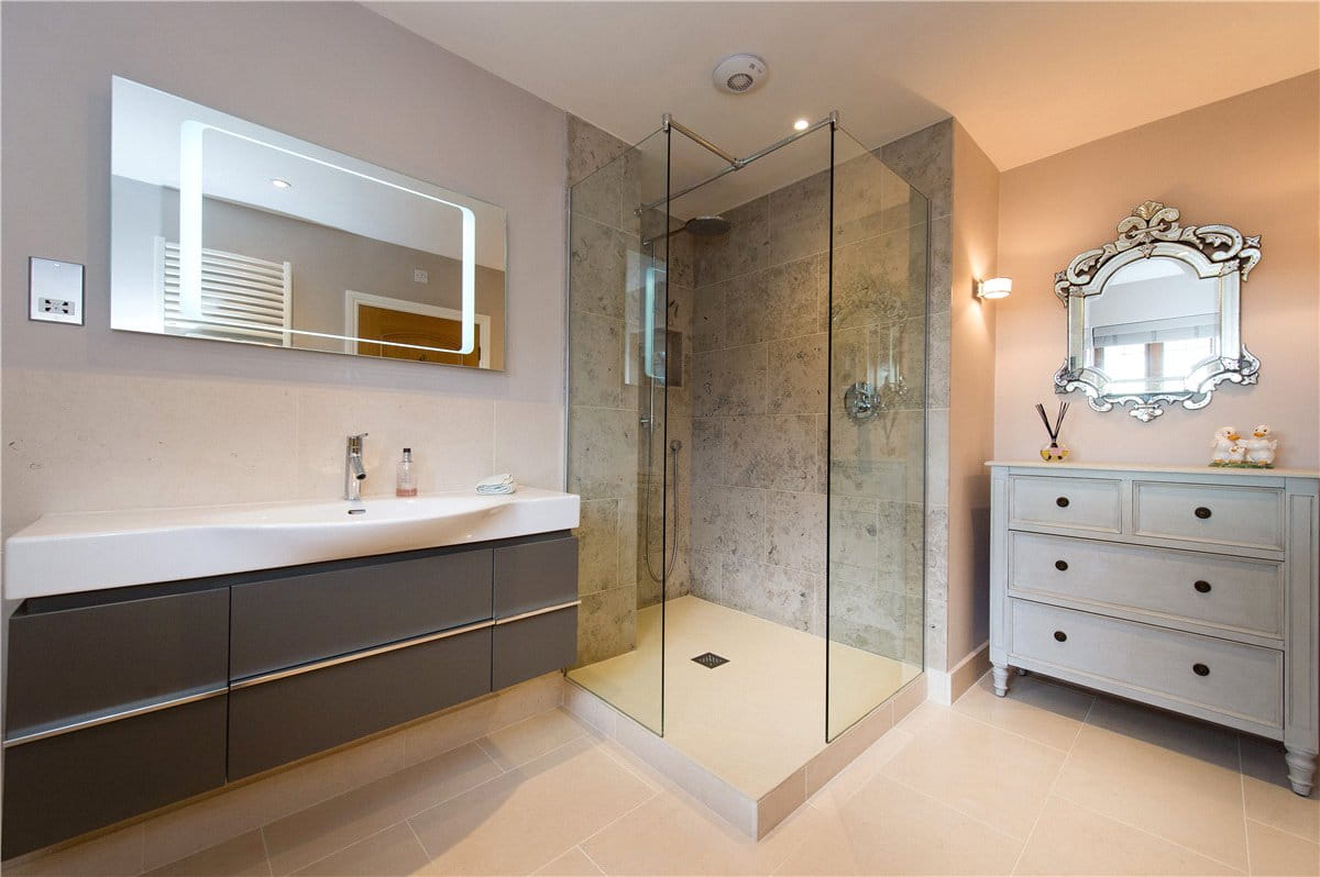 5 bedroom house, Fulwith Mill Lane, Harrogate HG2 - Available