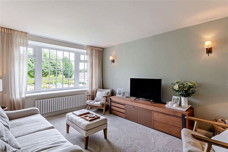 4 bedroom house, Chatsworth Drive, Wetherby LS22 - Sold