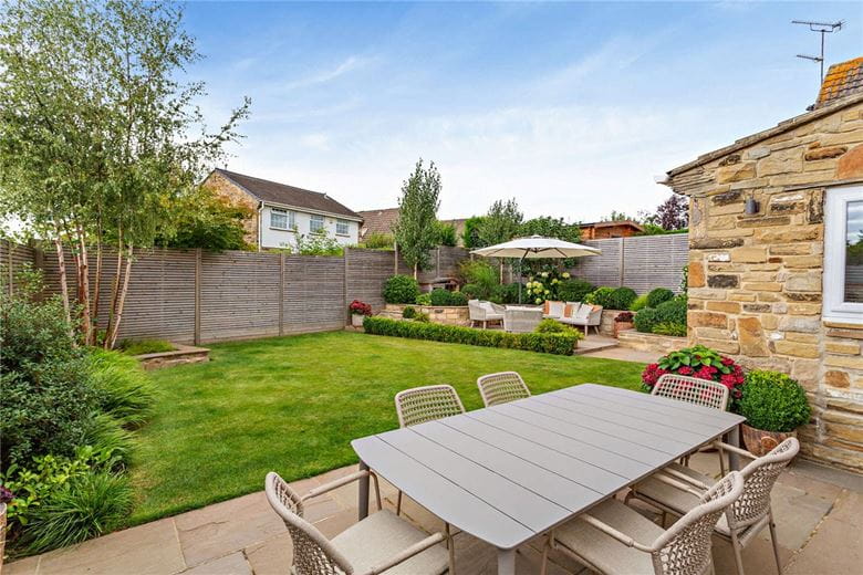 4 bedroom house, Chatsworth Drive, Wetherby LS22 - Sold