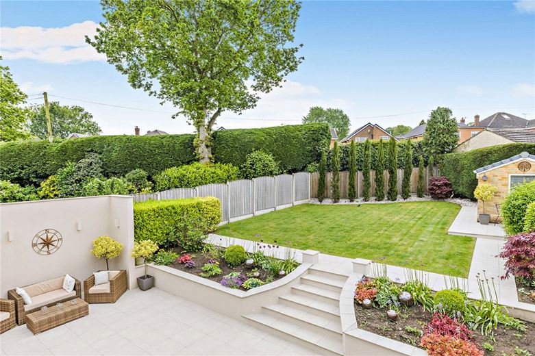 4 bedroom house, Walton Station Lane, Wakefield WF2 - Available