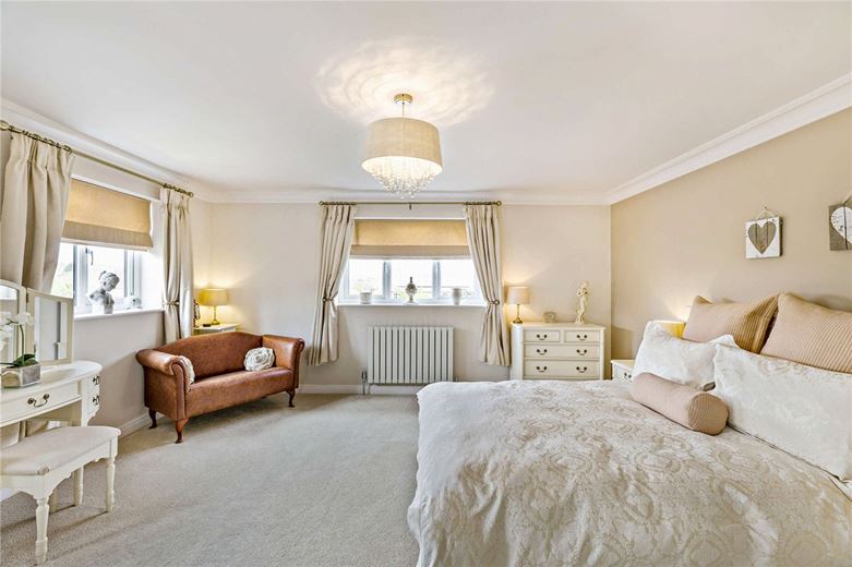 4 bedroom house, Walton Station Lane, Wakefield WF2 - Available