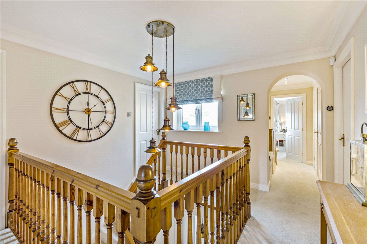 4 bedroom house, Walton Station Lane, Wakefield WF2 - Available