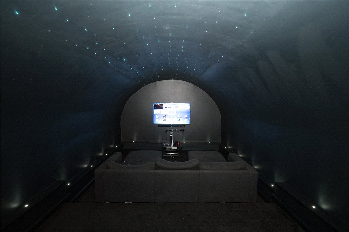 6 bedroom house, Healthwaite Hall, Weeton LS17 - Available