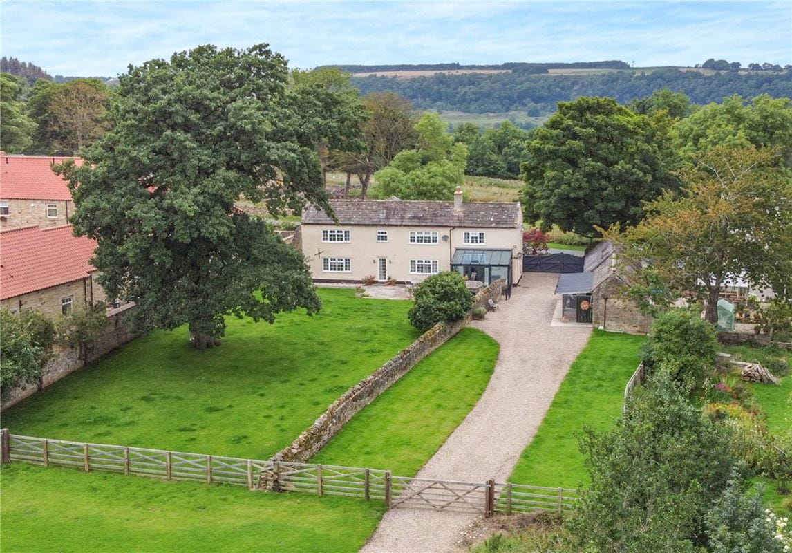 3 bedroom house, Grange Close Farm, Hudswell DL11 - Sold STC