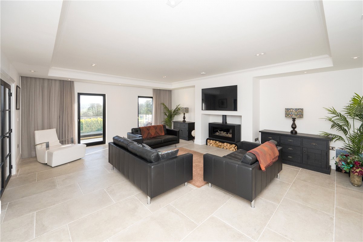 5 bedroom house, Clint Bank Lane, Clint HG3 - Available