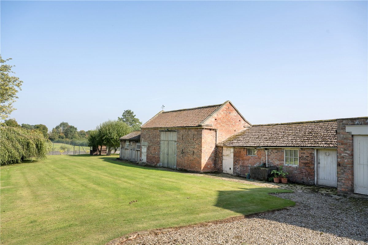 6 bedroom house, Near Bishop Monkton, North Yorkshire HG4 - Available