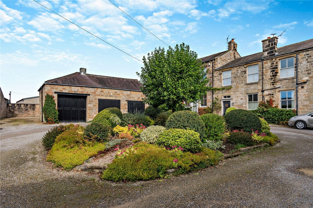 6 bedroom house, All Saints Court, Church Lane HG3 - Sold STC