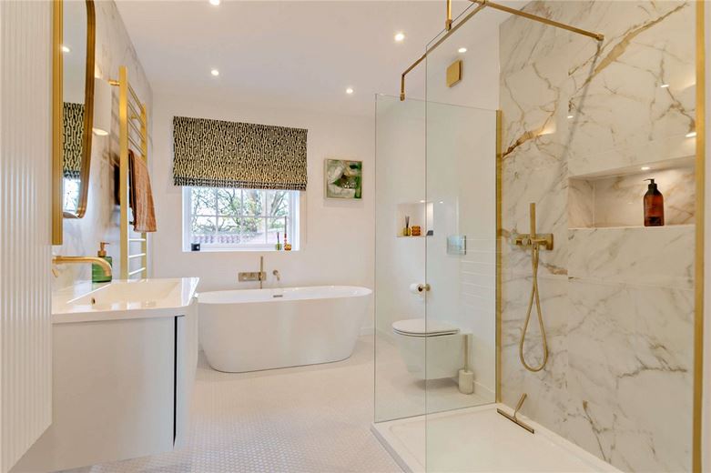 6 bedroom house, Welbourne House, Burton Leonard HG3 - Sold