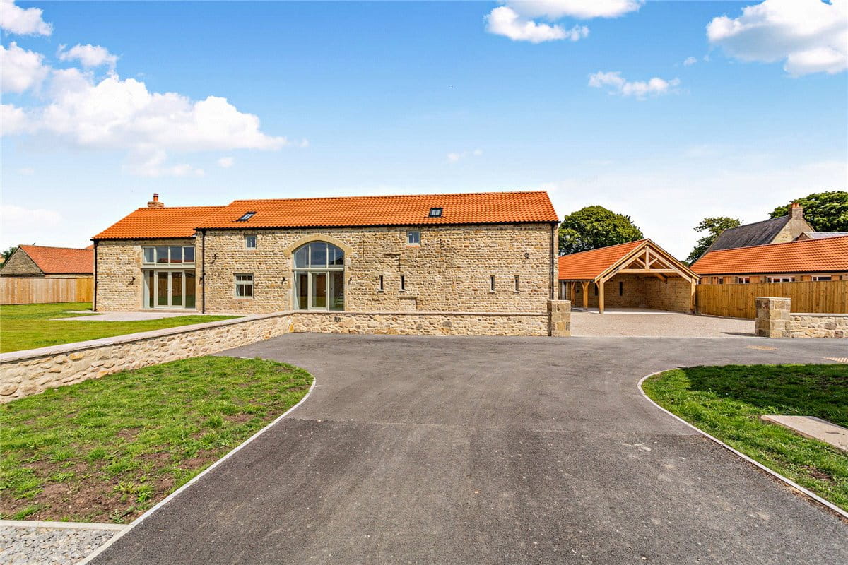 5 bedroom house, Back Lane, Rainton YO7 - Sold STC