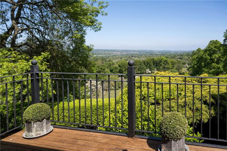 8 bedroom house, Burley Woodhead, Near Ilkley LS29 - Available