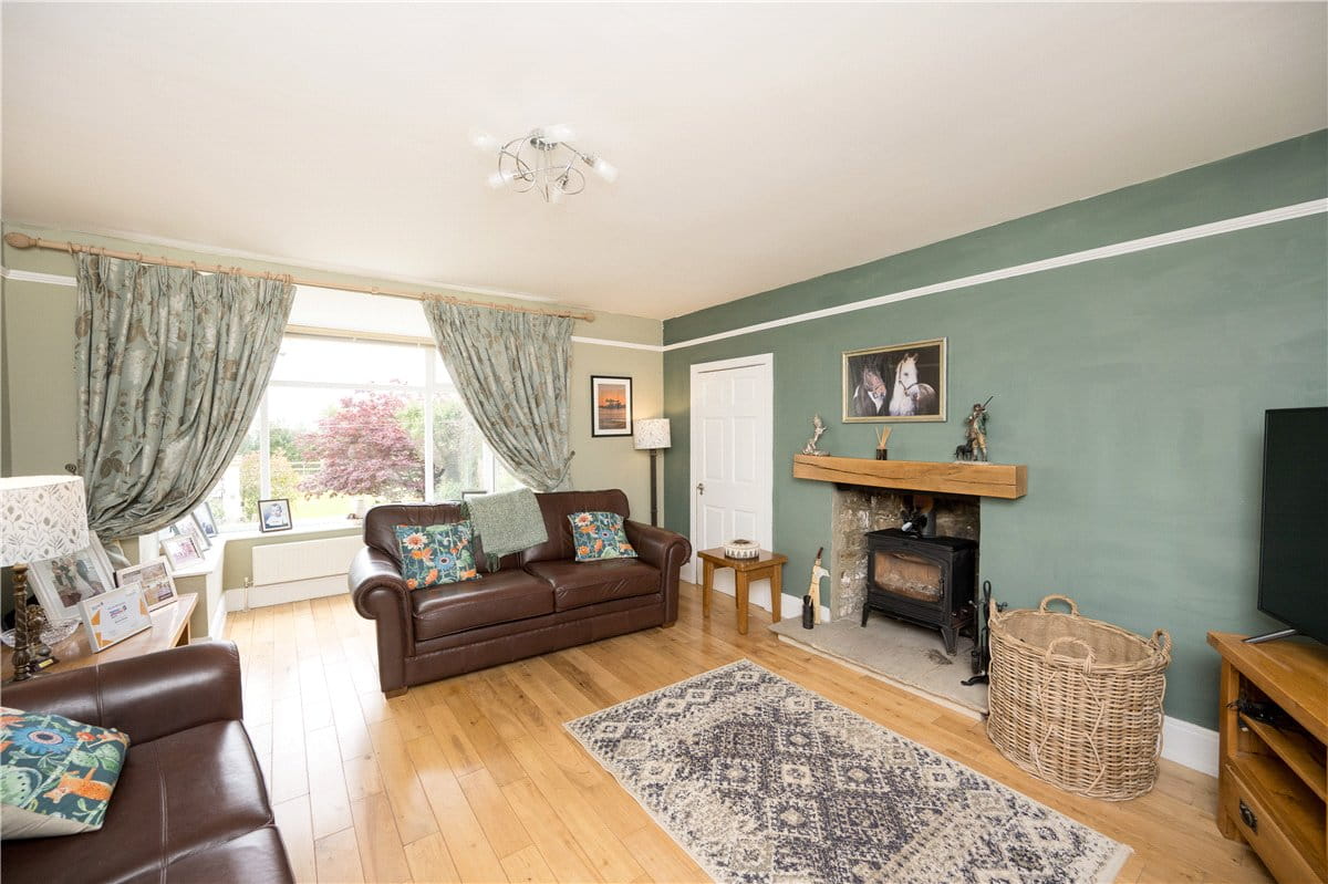4 bedroom house, Follifoot Lane, Kirkby Overblow HG3 - Available