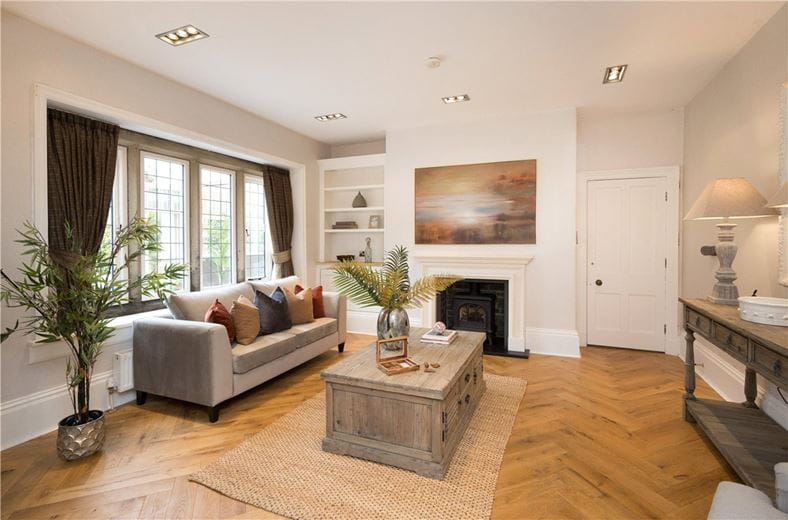 6 bedroom house, Moor Lane, Burley in Wharfedale LS29 - Sold STC