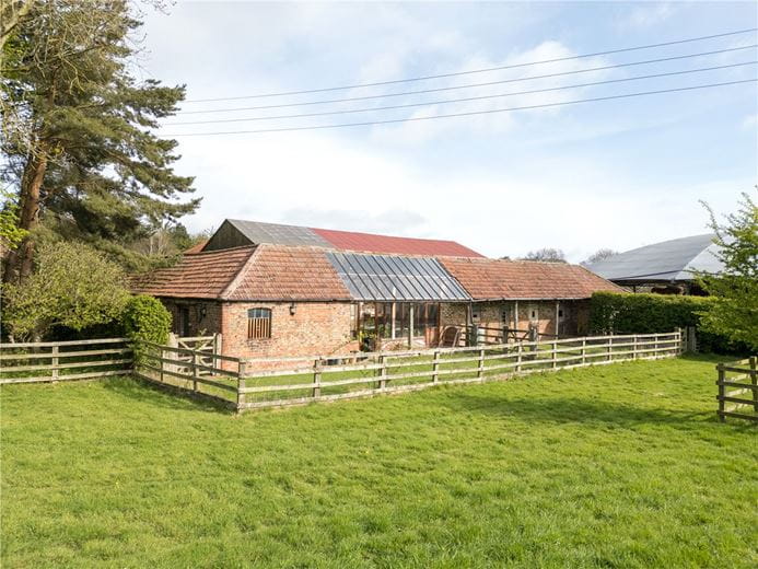  bedroom house, Barn 2, Low Farm Barns, Thorpe Underwood YO26 - Available