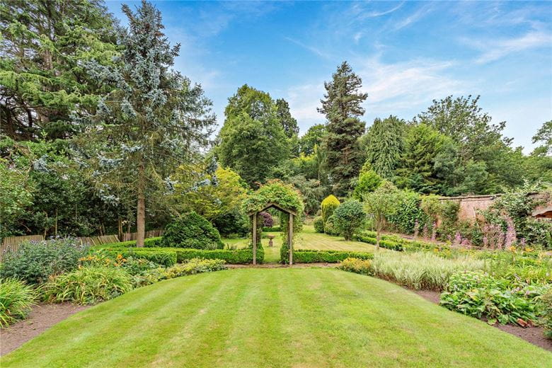 3 bedroom house, Broxholme Park, Ripley HG3 - Available