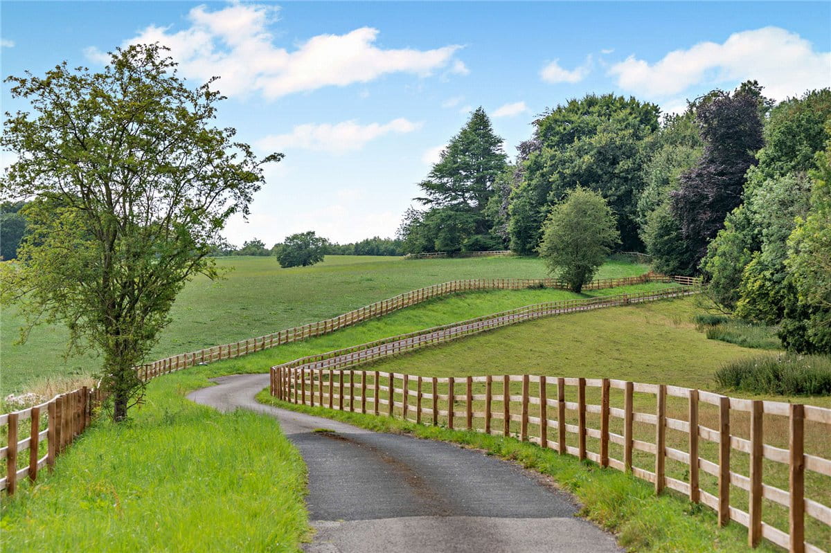 3 bedroom house, Broxholme Park, Ripley HG3 - Available