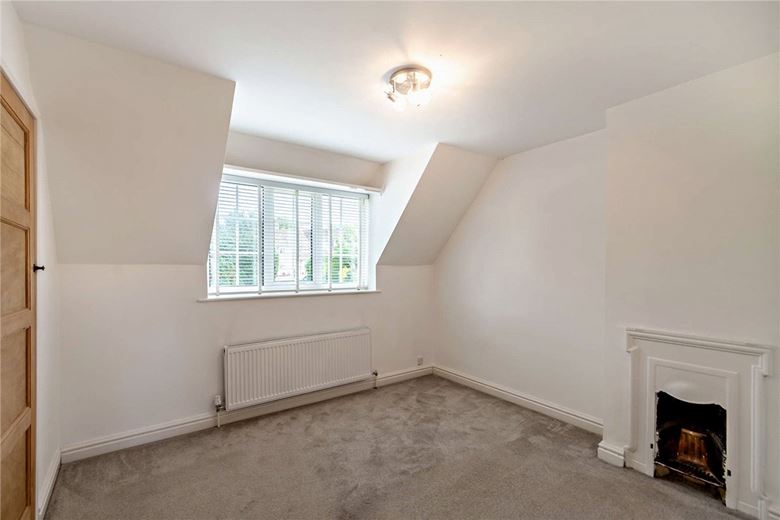 4 bedroom house, Hillside, Follifoot HG3 - Available