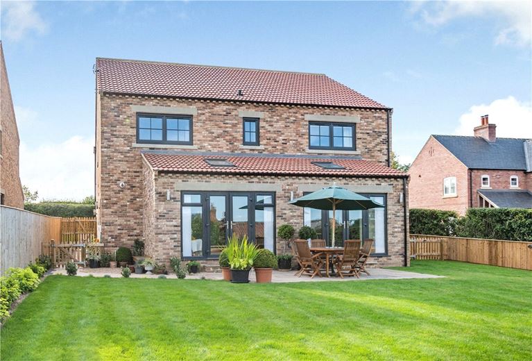 4 bedroom house, Palace Road, Ripon HG4 - Available