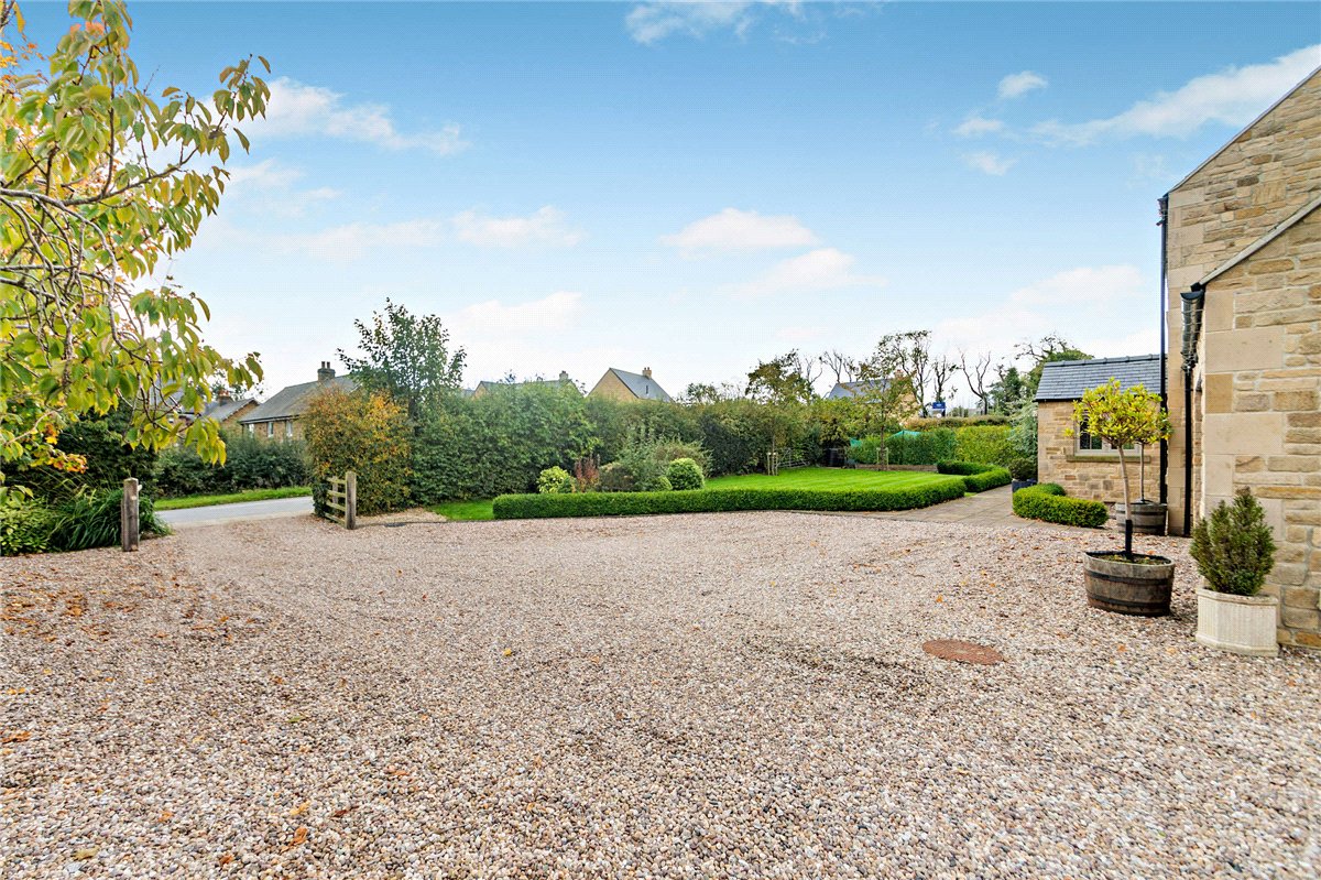 5 bedroom house, Main Street, Kirkby Malzeard HG4 - Available