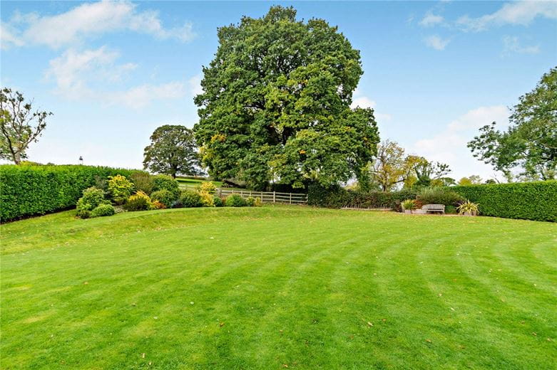 5 bedroom house, Main Street, Kirkby Malzeard HG4 - Available