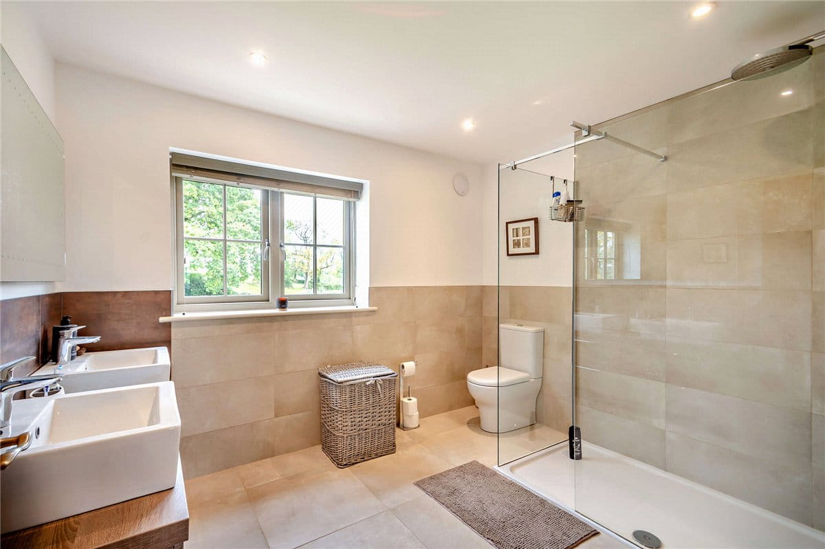 5 bedroom house, Main Street, Kirkby Malzeard HG4 - Available