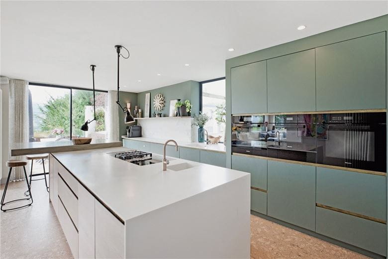 5 bedroom house, Owler Park Road, Ilkley LS29 - Available