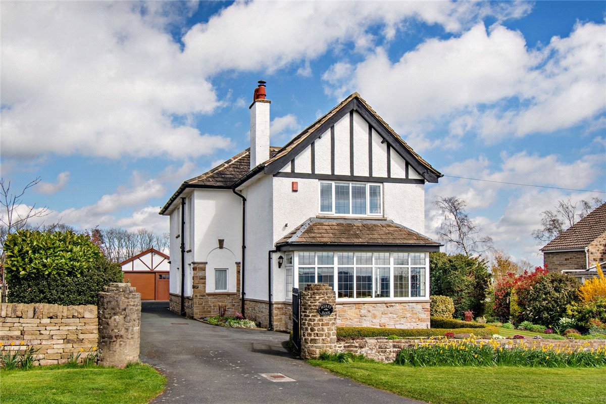 4 bedroom house, Merrybank Lane, Huby LS17 - Available