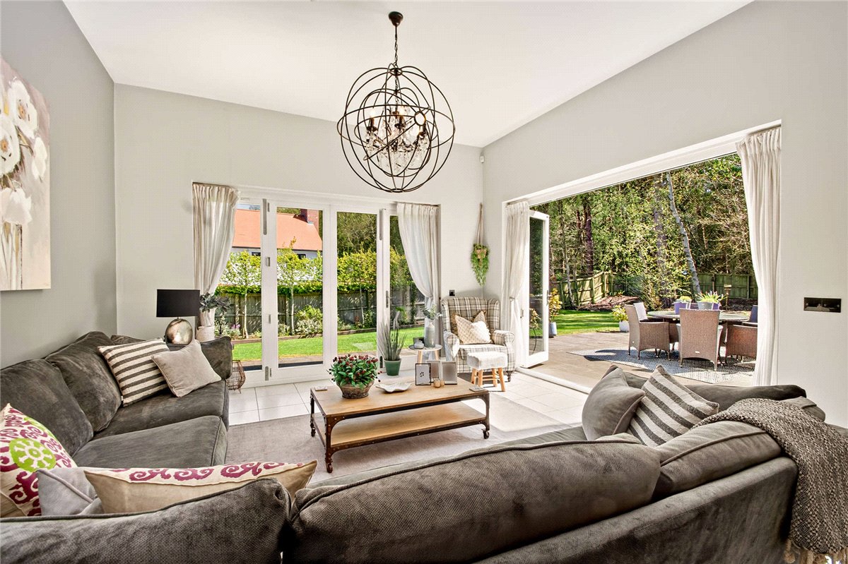5 bedroom house, Sussex Avenue, Harrogate HG1 - Available