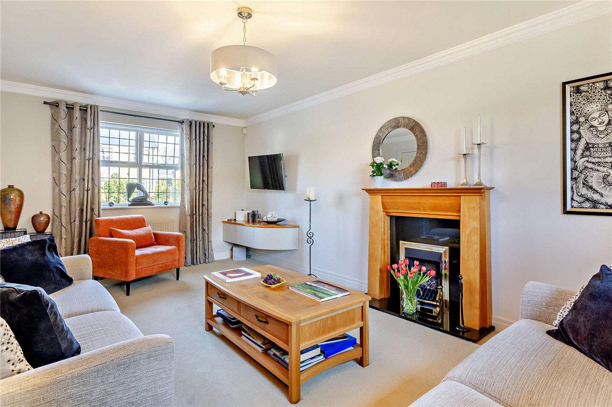 4 bedroom house, Sedgegarth, Thorner LS14 - Sold STC