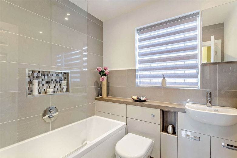 4 bedroom house, Sedgegarth, Thorner LS14 - Sold STC