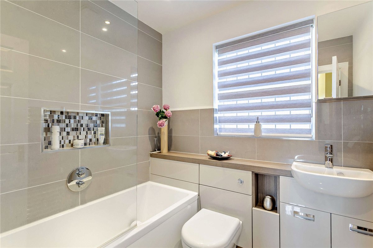 4 bedroom house, Sedgegarth, Thorner LS14 - Sold STC