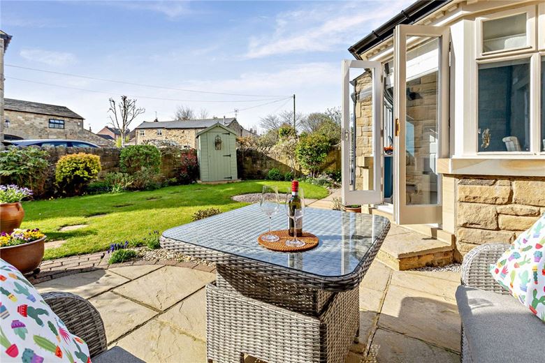 4 bedroom house, Sedgegarth, Thorner LS14 - Sold STC