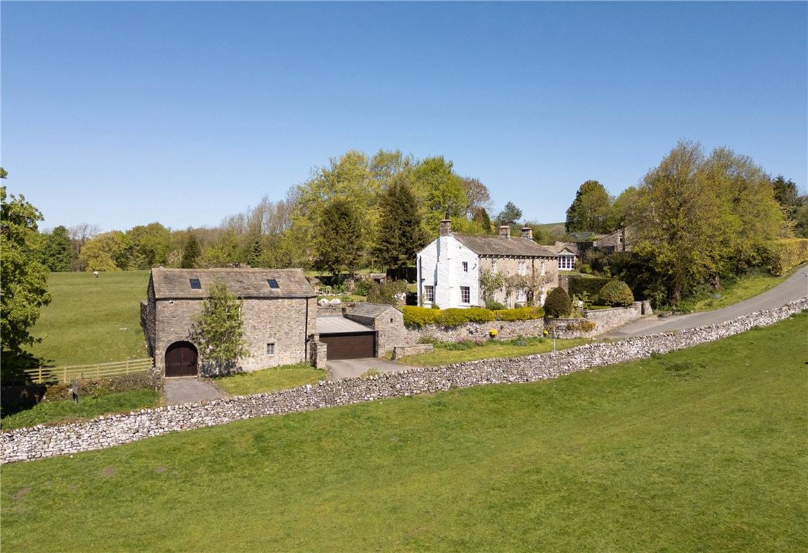 3 bedroom house, Calton, Near Skipton BD23 - Available