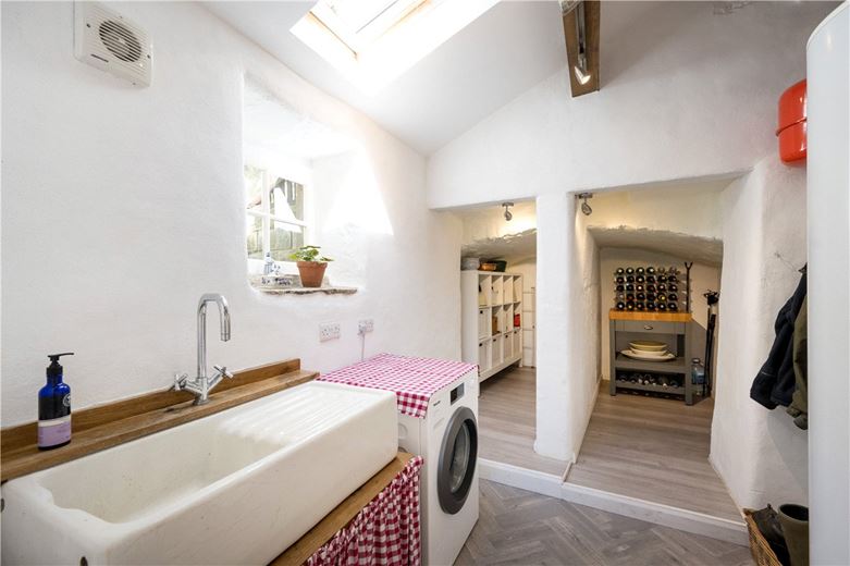 3 bedroom house, Calton, Near Skipton BD23 - Available