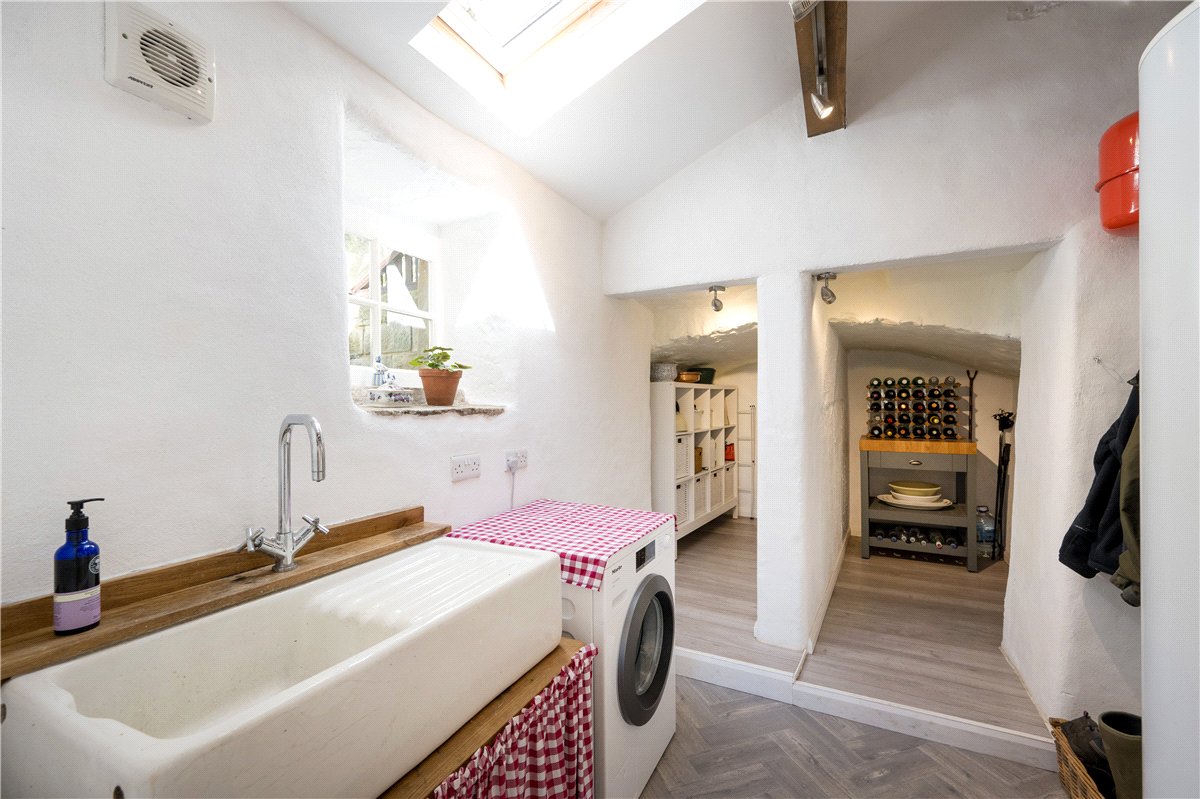 3 bedroom house, Calton, Near Skipton BD23 - Available