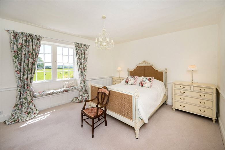 3 bedroom house, Calton, Near Skipton BD23 - Available