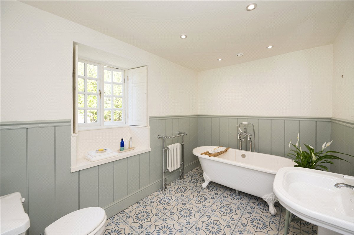 3 bedroom house, Calton, Near Skipton BD23 - Available