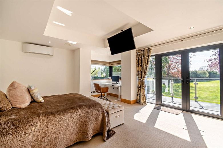 5 bedroom house, Trip Garth, Linton LS22 - Available