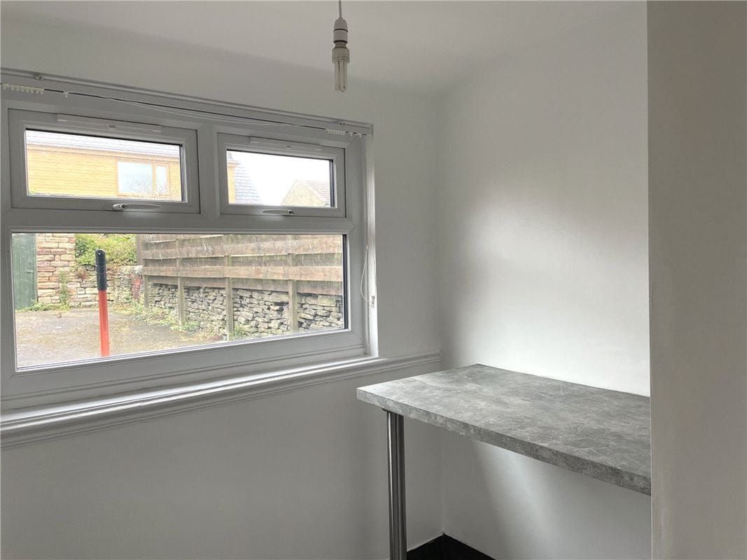 2 bedroom house, Church Street, Emley HD8