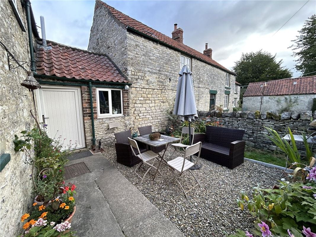 3 bedroom cottage, Blacksmiths Cottage, Rectory Lane YO62